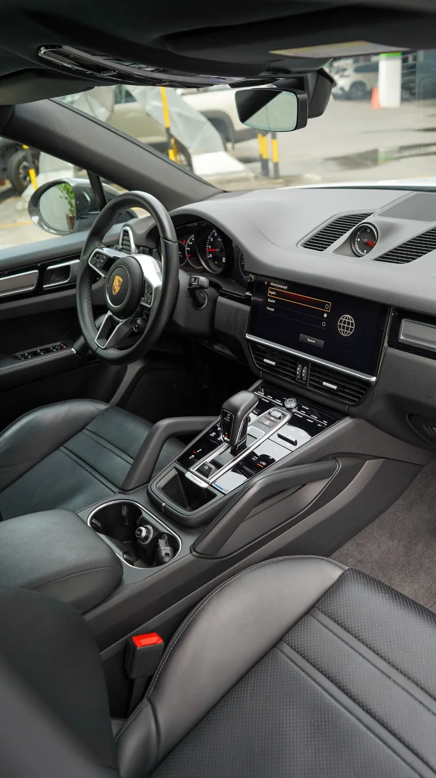 Porsche Cayenne coupé 2023 — foto 11 de 12