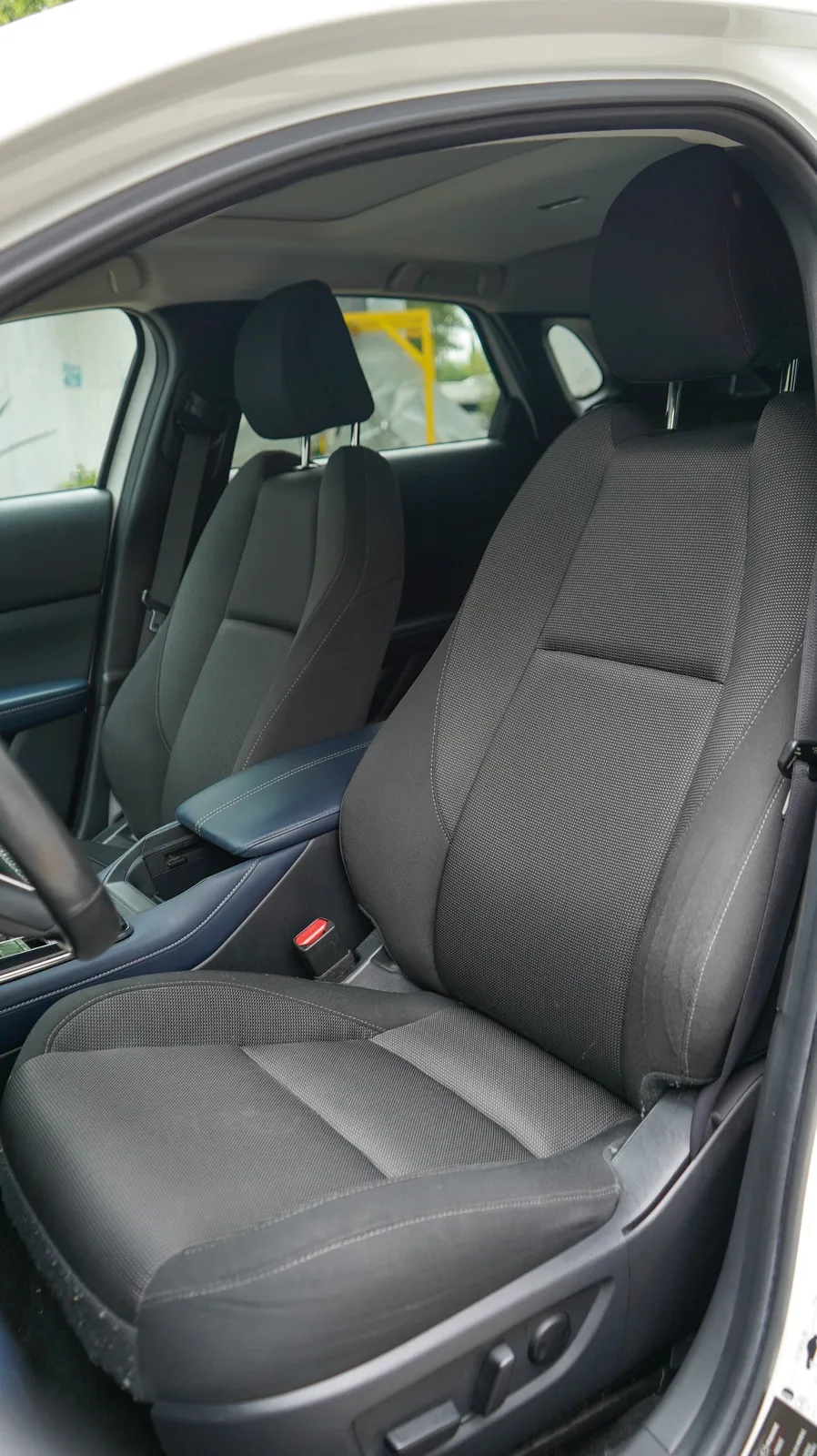 Mazda CX-30 2021 — foto 10 de 12