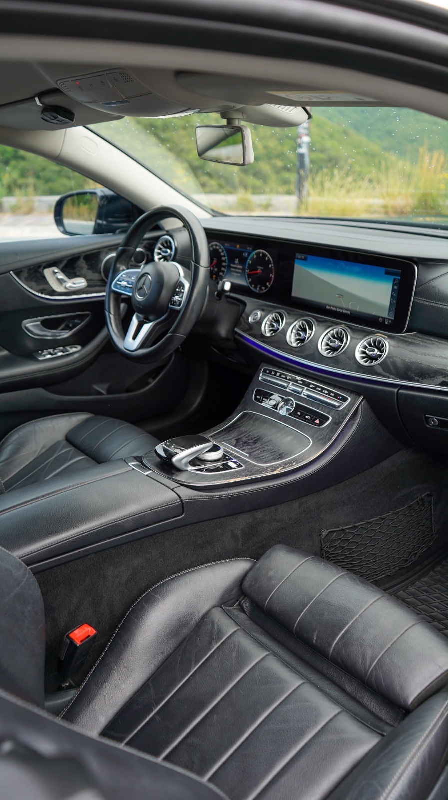 Mercedes-Benz E 300 Coupé 2019 — foto 5 de 6
