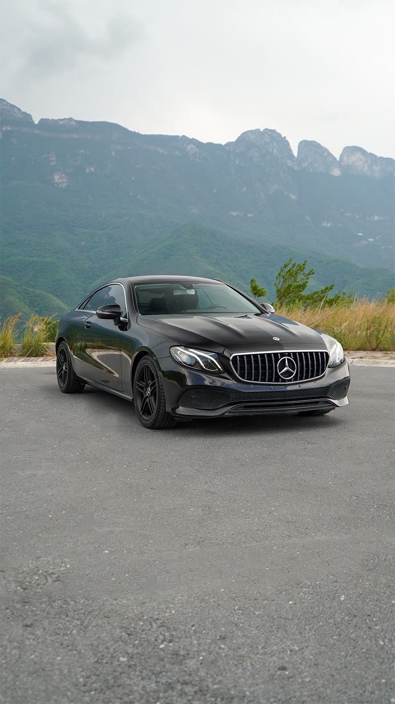 Mercedes-Benz E 300 Coupé 2019 — foto 1 de 6