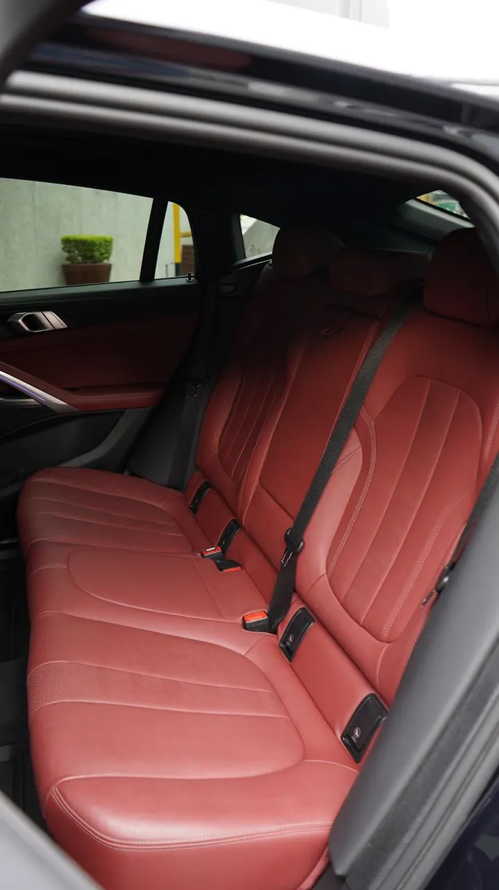 BMW X6 2022 — foto 6 de 11