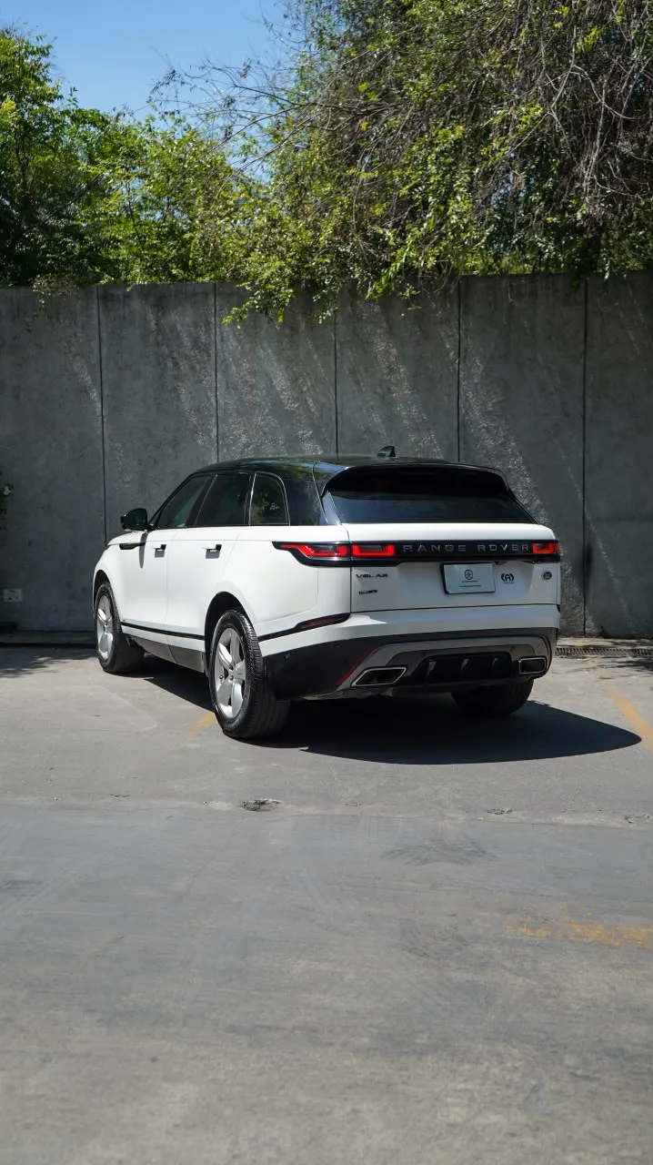 Land Rover Range Rover Velar 2021 — foto 4 de 12