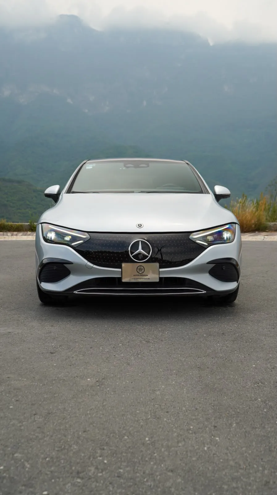 Mercedes-Benz EQE 2023 — foto 2 de 15