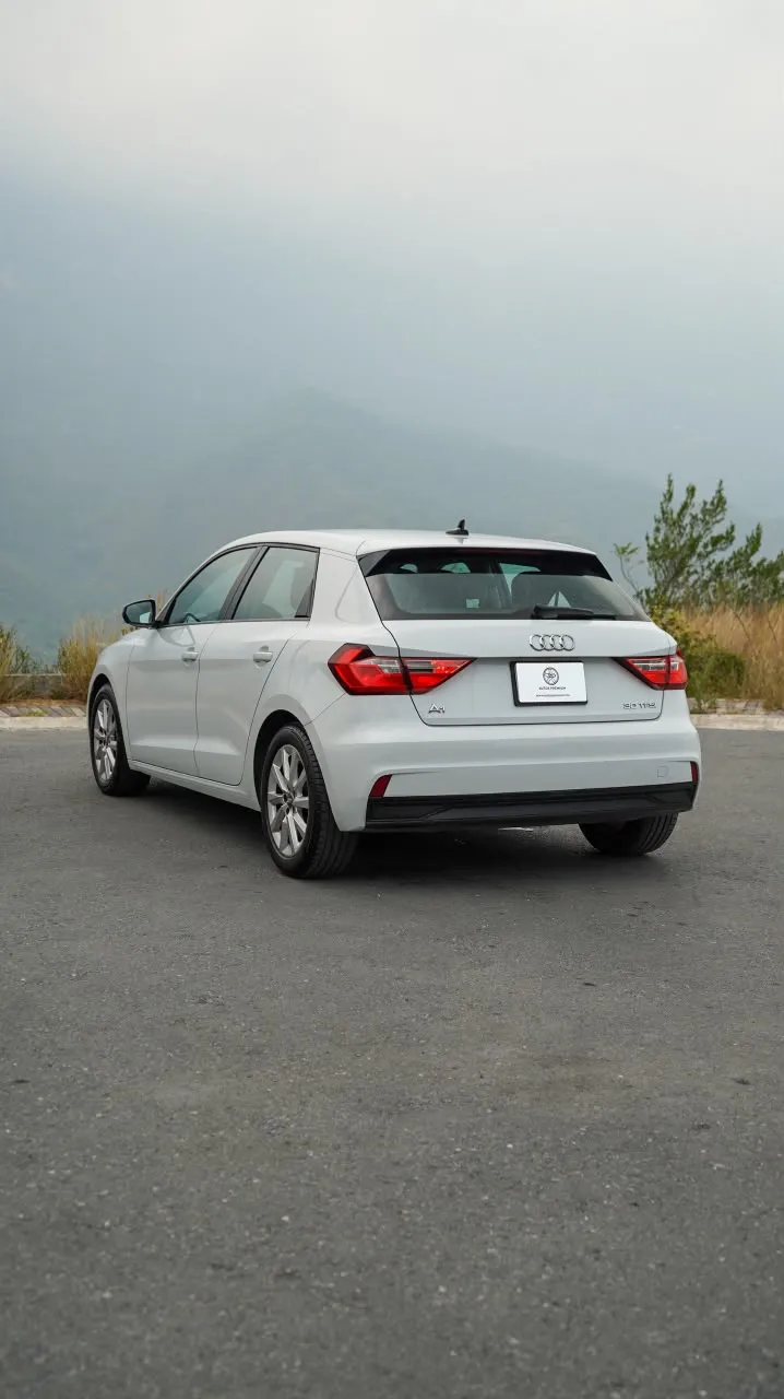 Audi A1 Sportback 2021 — foto 6 de 10