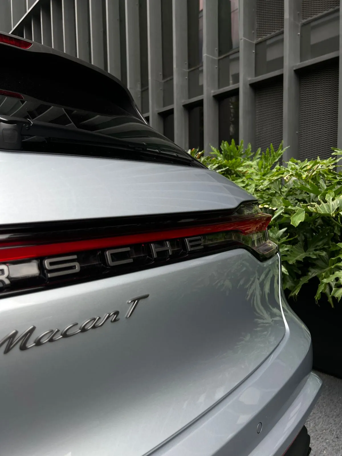 Porsche Macan 2025 — foto 13 de 15