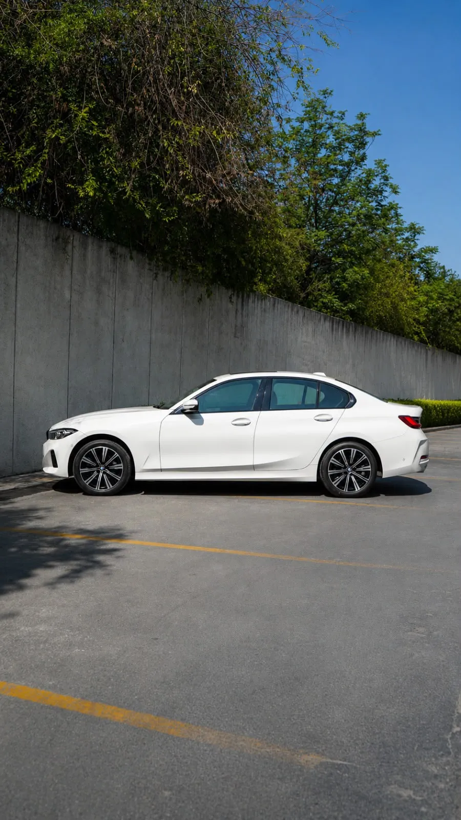 BMW Serie 3 2024 — foto 2 de 11