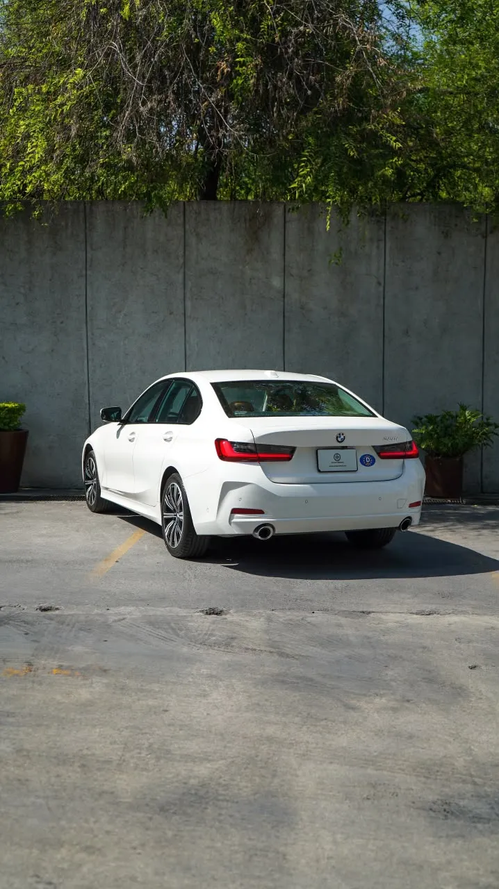 BMW Serie 3 2024 — foto 5 de 11