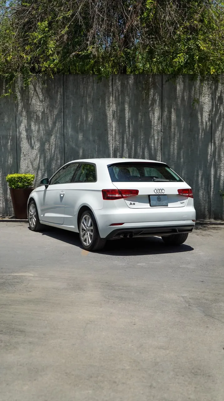 Audi A3 2018 — foto 5 de 9