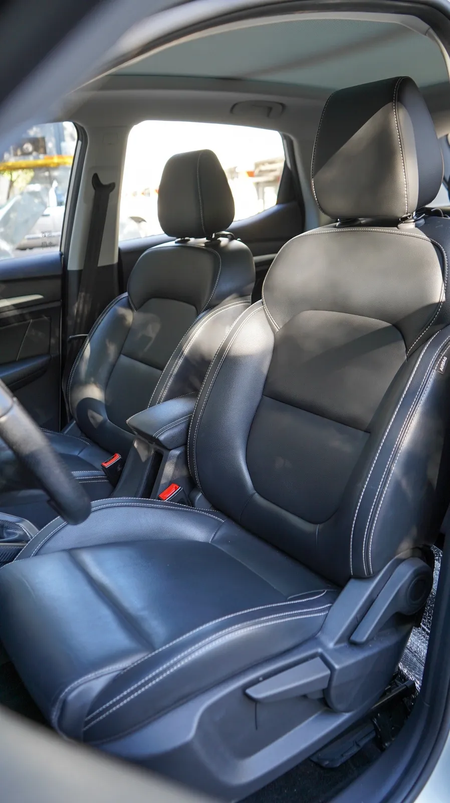 MG Zs 2022 — foto 9 de 11