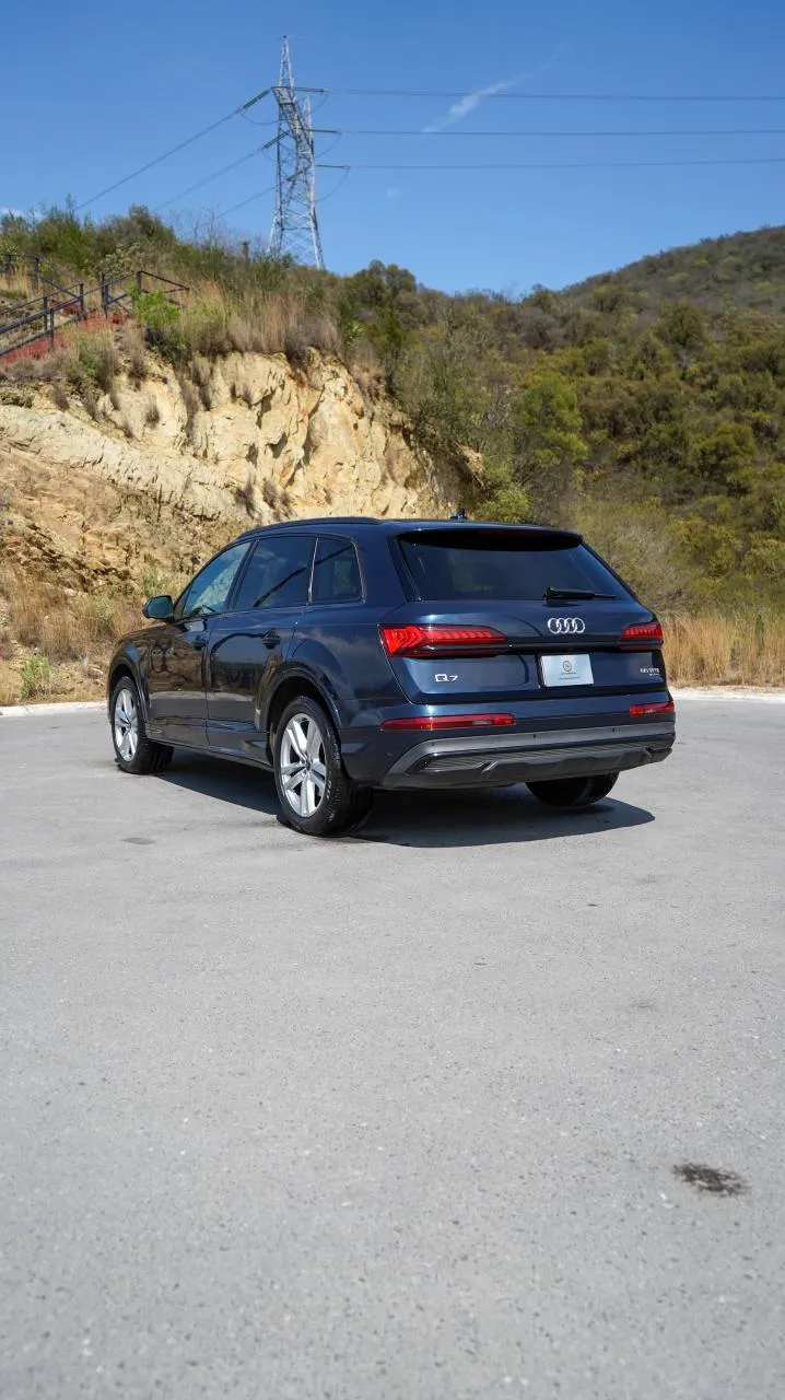 Audi Q7 2023 — foto 6 de 11