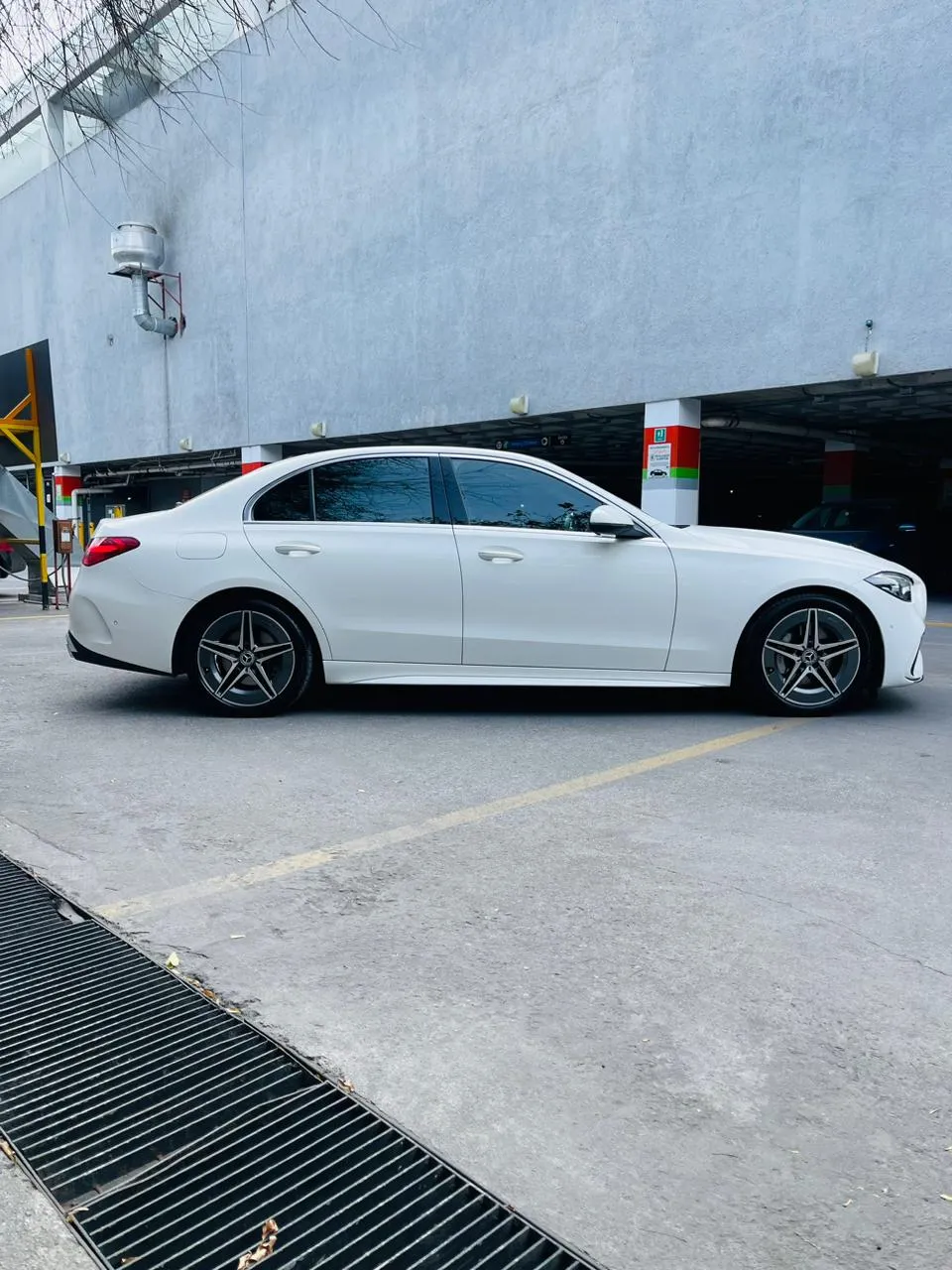 Mercedes-Benz Clase C 2023 — foto 6 de 15