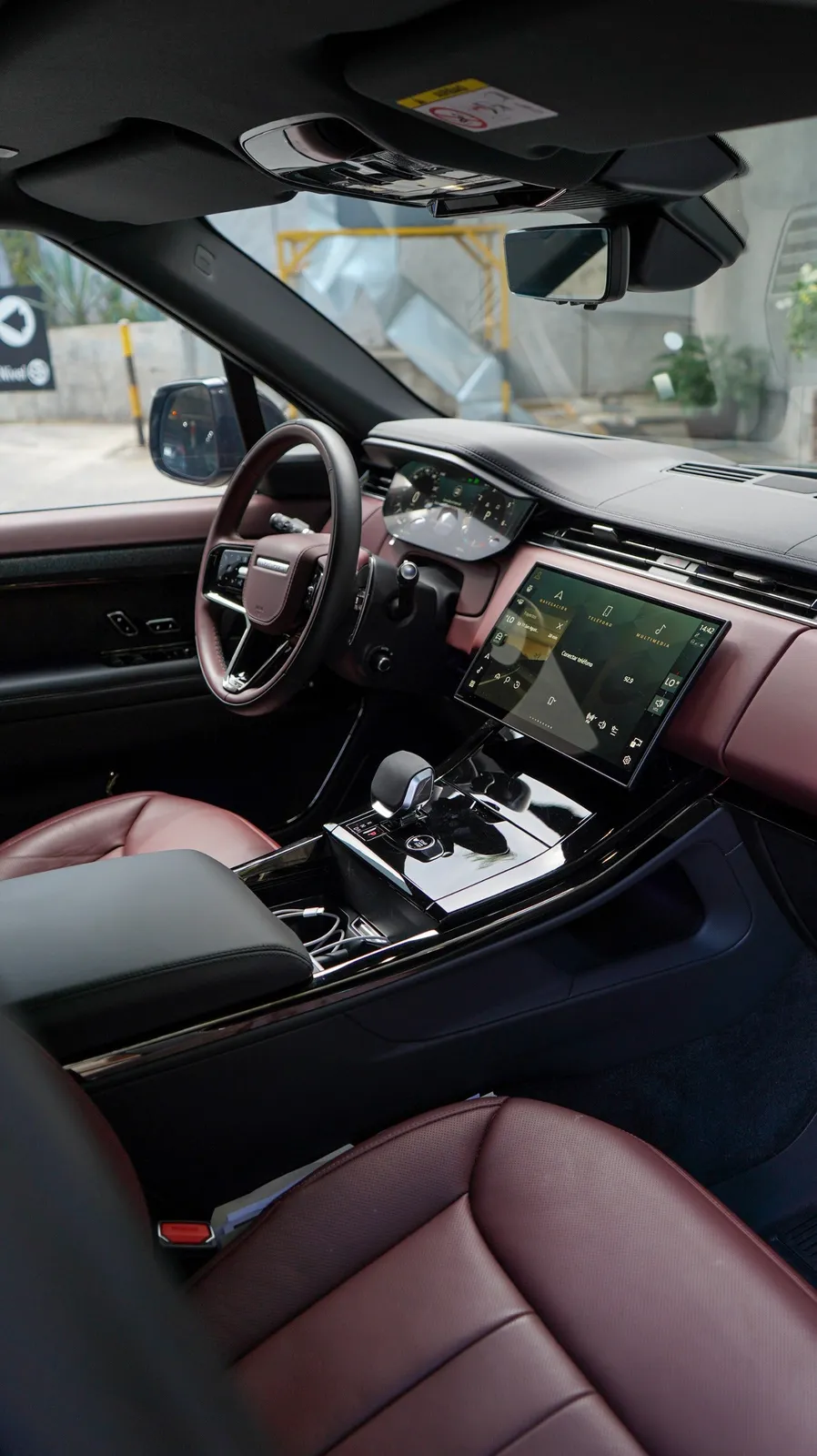 Land Rover Range Rover Sport 2026 — foto 9 de 11