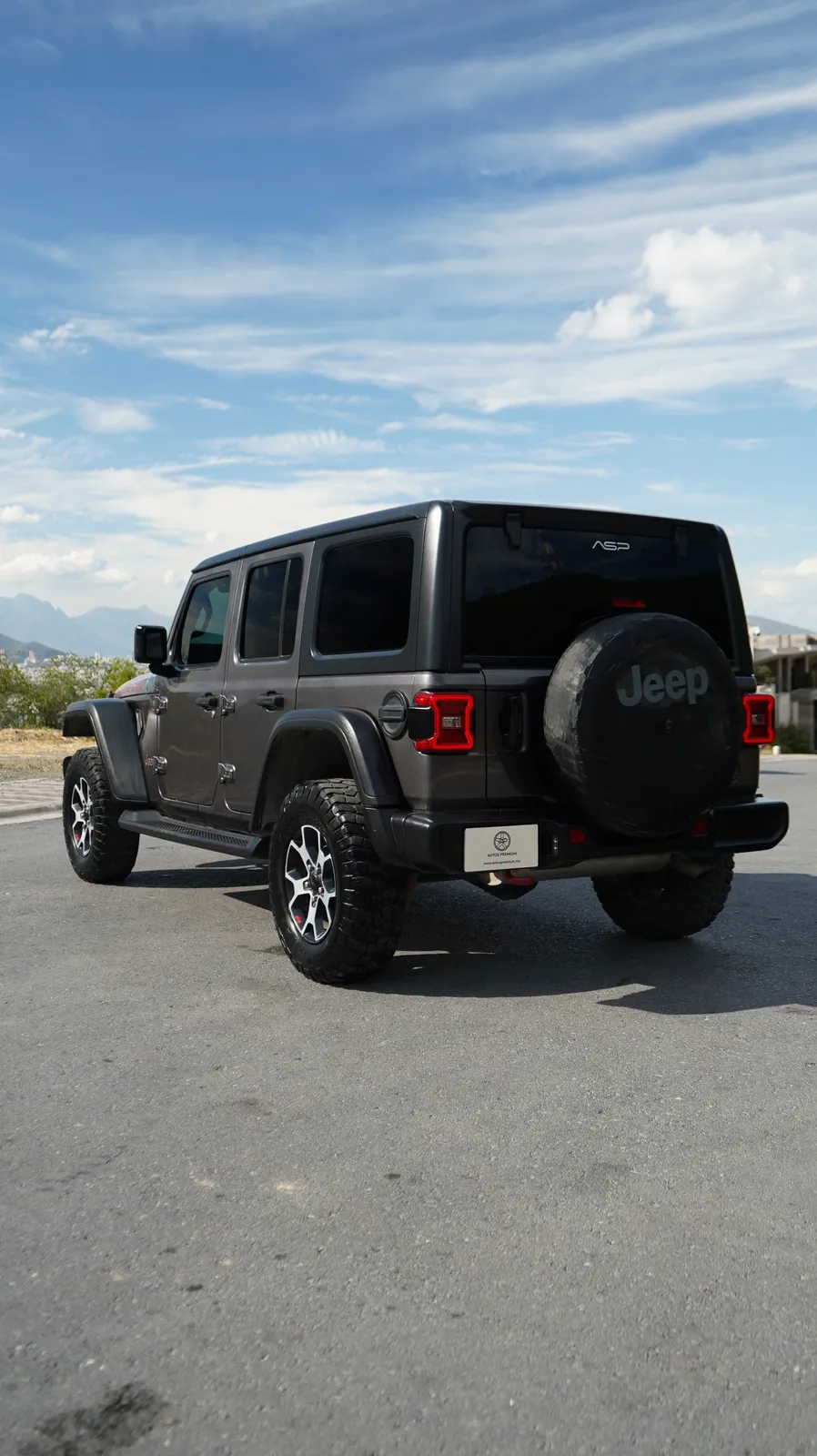 Jeep Wrangler 2021 — foto 4 de 10