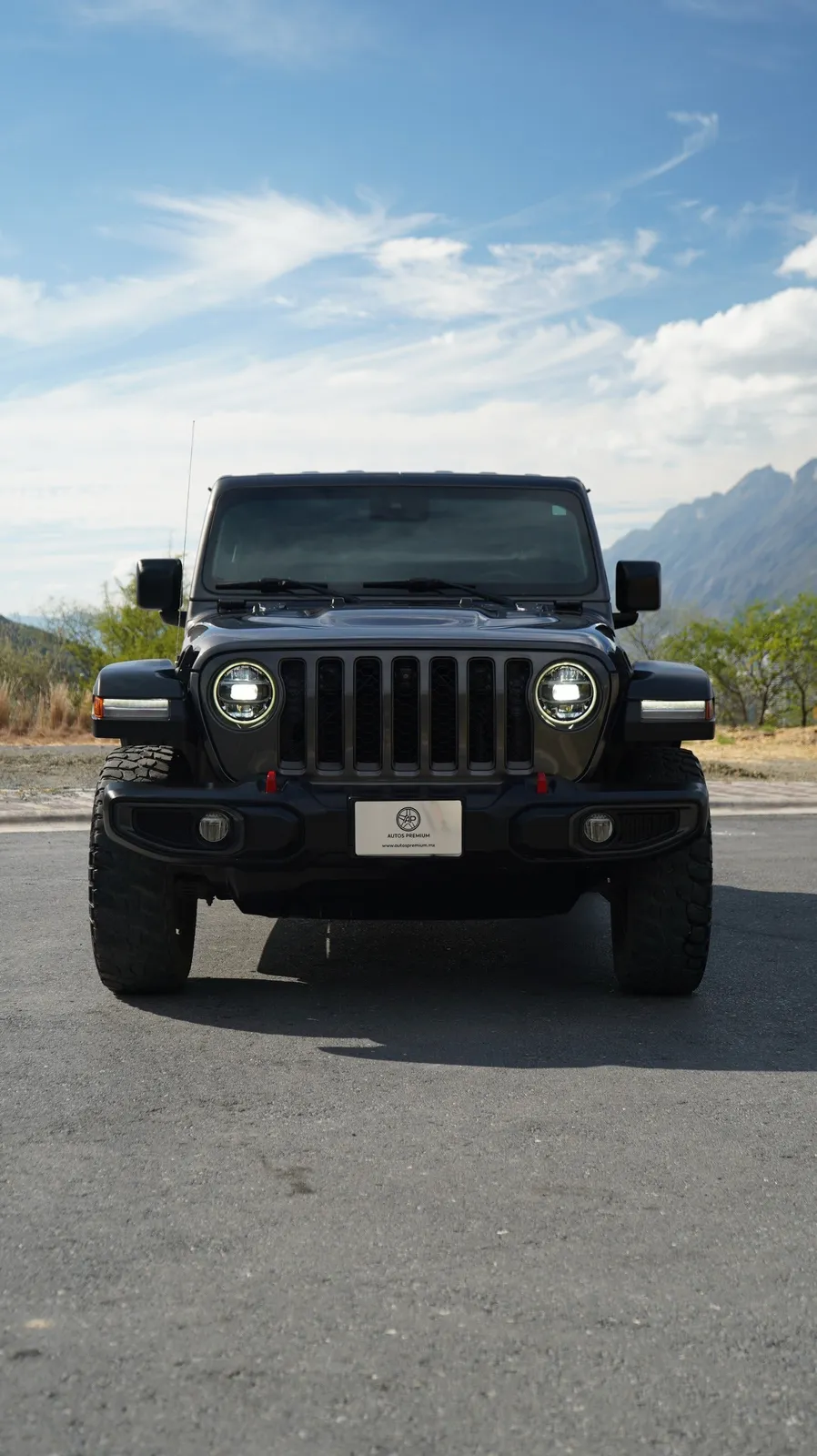 Jeep Wrangler 2021 — foto 2 de 10