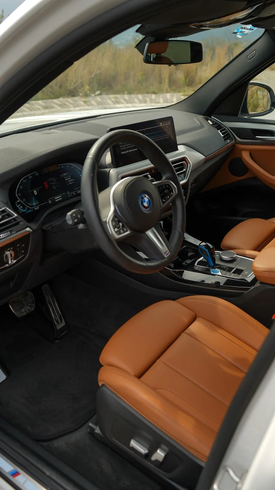 BMW Ix3 2023 — foto 4 de 15