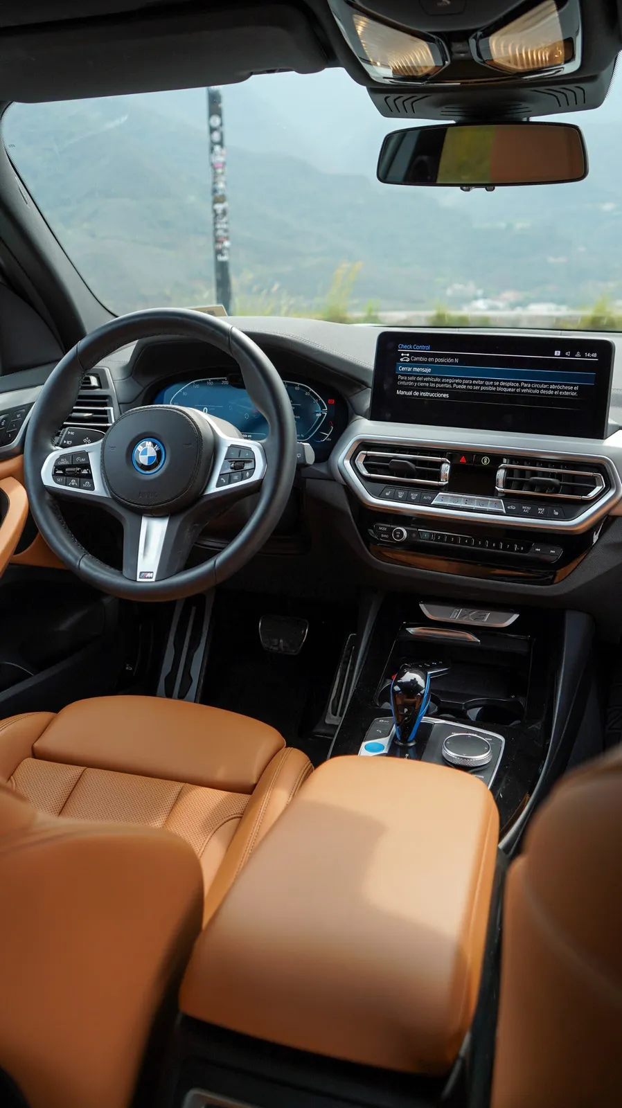 BMW Ix3 2023 — foto 7 de 15