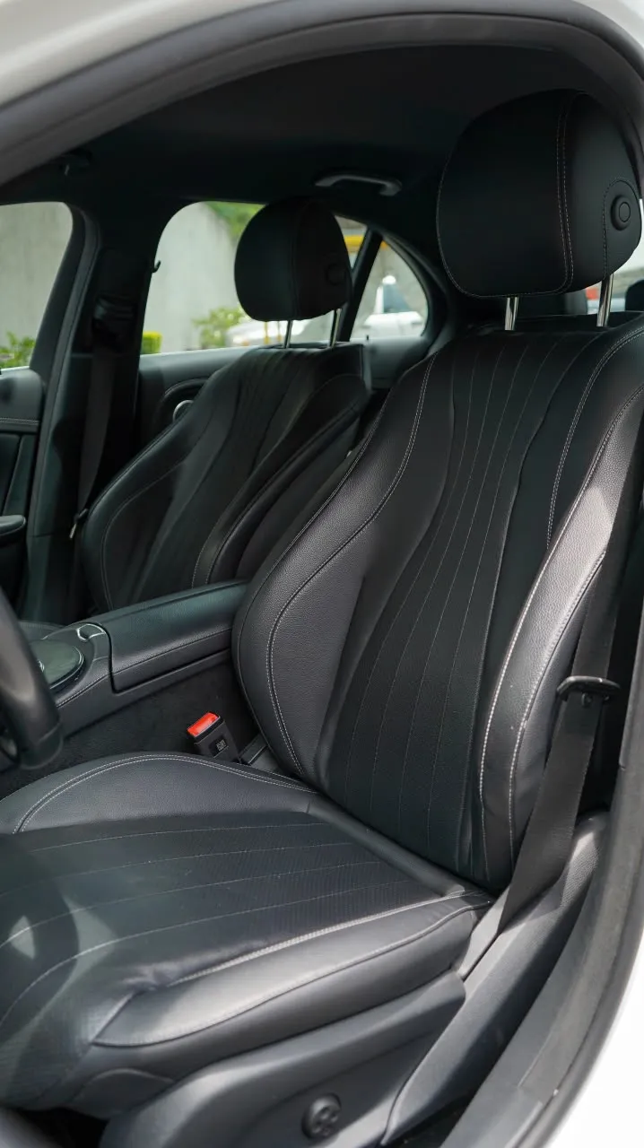 Mercedes-Benz Clase E 2023 — foto 9 de 13
