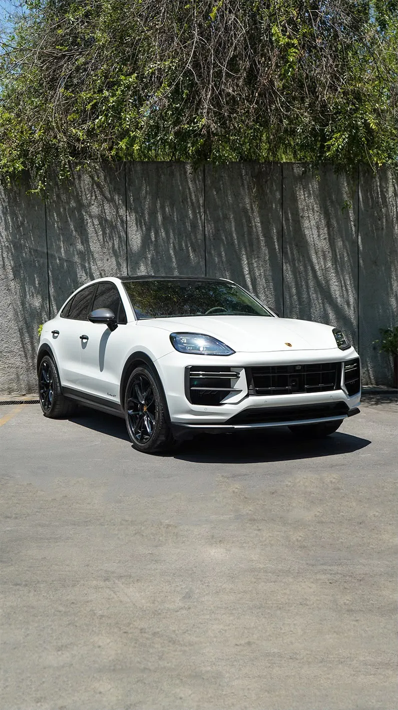 Porsche Cayenne 2024 — foto 1 de 15