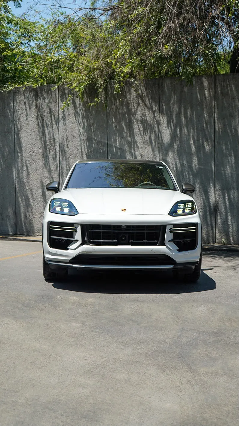 Porsche Cayenne 2024 — foto 2 de 15